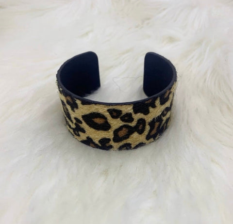 Leopard cuff bracelet