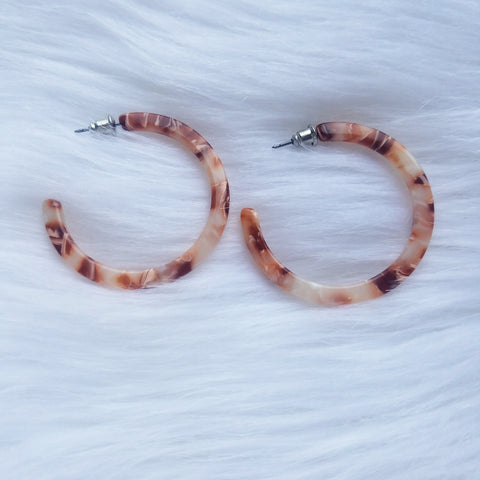 Rose tortoise shell hoop earrings